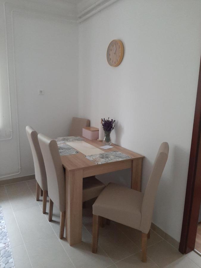 Megyeri Apartman Pócsmegyer المظهر الخارجي الصورة