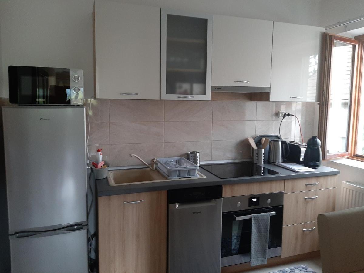 Megyeri Apartman Pócsmegyer المظهر الخارجي الصورة