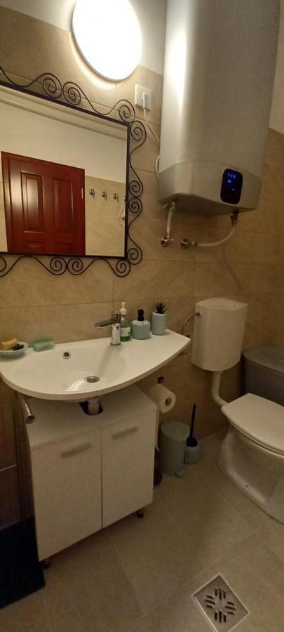 Megyeri Apartman Pócsmegyer المظهر الخارجي الصورة