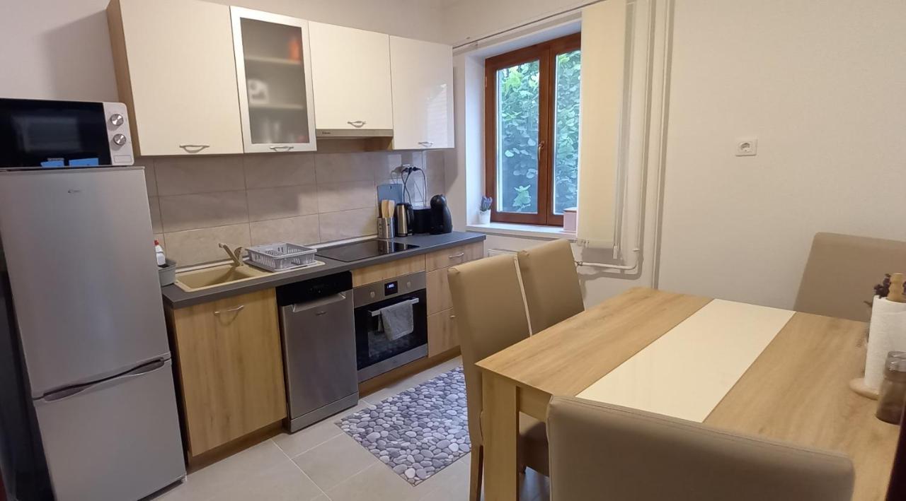 Megyeri Apartman Pócsmegyer المظهر الخارجي الصورة